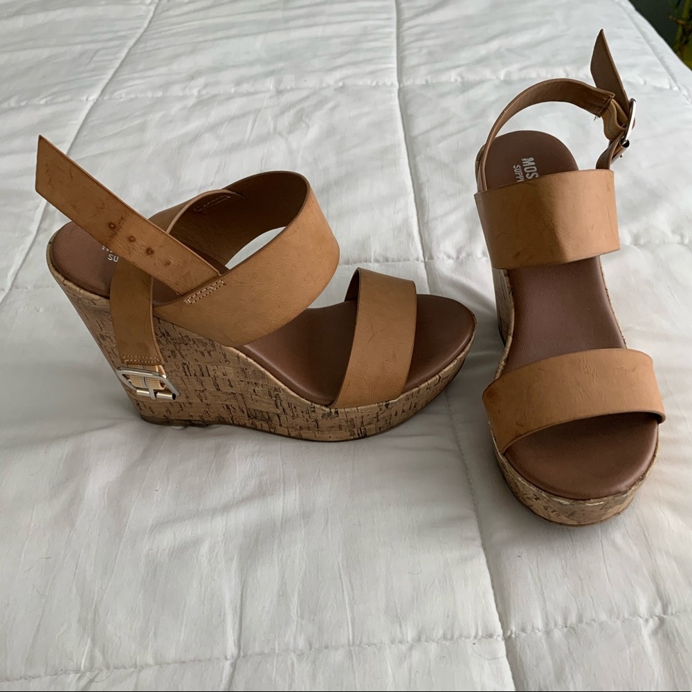 tan mossimo wedges